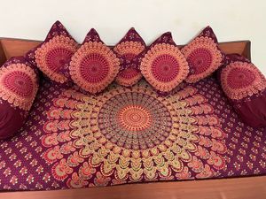 diwaan set bedsheet with cushion cover