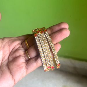 Cz bangles (4pcs)
