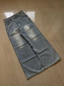 VINTAGE LIGHT BLUE BAGGY JEANS