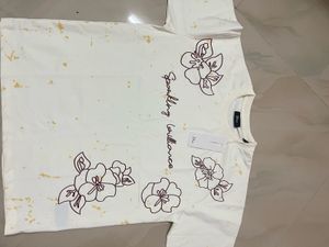Cream Floral Graphic T-Shirt (oversized)