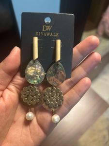 DivaWalk Drop Earrings