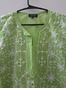 size s brand saadgi