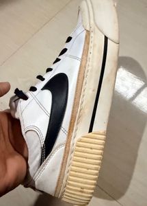 Nike White Leather Sneakers