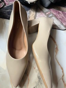 Elegant Nude Patent Pointed Heels