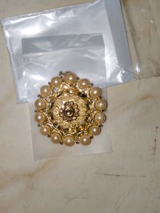 Saari Safety Pin
