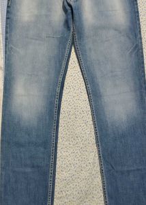 Light Wash Denim Jeans with Patch Detail