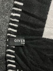Givenchy Logo Scarf - Black &amp; White