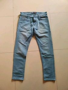 Light Wash Denim Jeans
