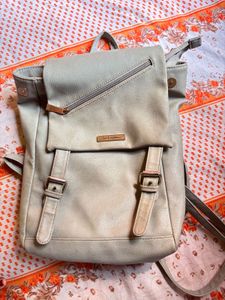 Mast and Harbour leather bagpack