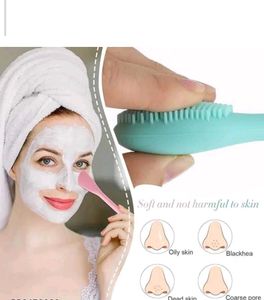 238. Facial Cleansing Brush &amp; Applicator