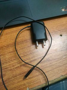 Non working phone with charger