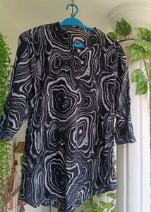 Stylish Black &amp; White Pattern Kurta