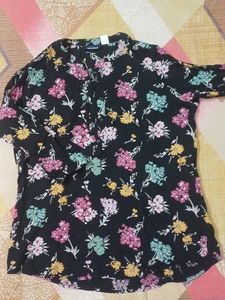 Floral Print Button-Up Tunic Top