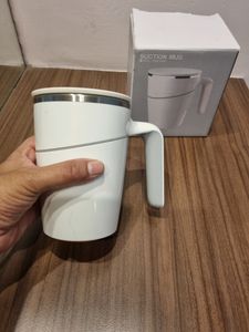SPILL FREE SUCTION WHITE  MUG NEW IN BOX 470ML