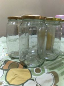 Set of 6 Glass Jars with Lids