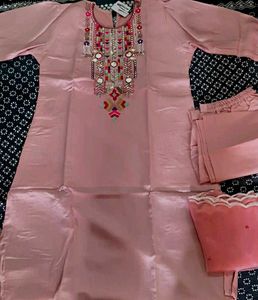 Elegant Peach Embroidered Kurta Set