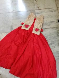 long dress with a court pattern cover on top