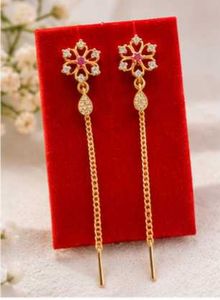 Elegant Snowflake Drop Earrings