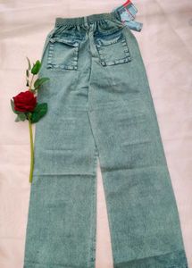 🩵Straight Leg Jeans 🩵