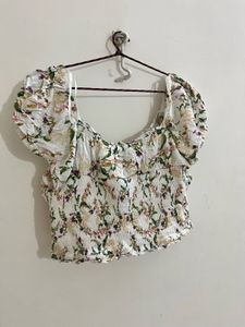 Zudio Floral Smocked Puff Sleeve Crop Top