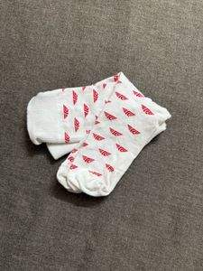 Red Tape Socks ! 🧦