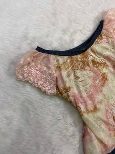 Floral Lace Sleeve Top
