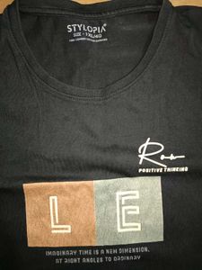 Stylish Black Graphic T-Shirt