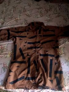 Brown & Black Graphic Print Button Down