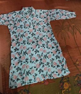 Pretty Floral Print Kurta