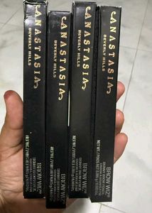 Anastasia beverly hills brow wiz