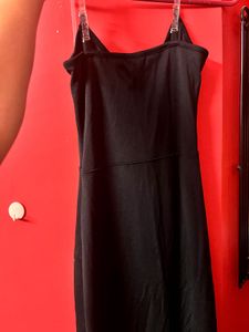 Elegant Black High-Slit Maxi Dress