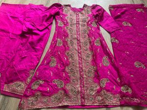 Summer Sale 🔥 Pink Embroidered Anarkali Suit