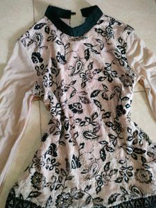 Elegant Lace Trim Tunic Top🧁🪞📜💌