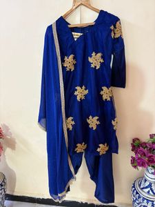 Elegant Blue &amp; Gold Embroidered Kurta Set