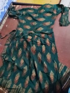Elegant Green Printed Kurta pajama set Nayra cut