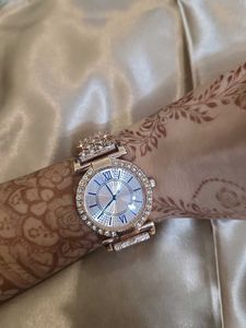 ⌚️⌚️Sparkling Rose Gold Watch⌚️⌚️