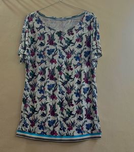 Vibrant Floral Print Casual T-Shirt