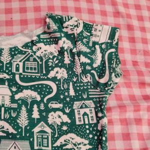 Green Graphic Print Off-Shoulder Top