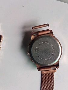 Gold Colour magnet watch