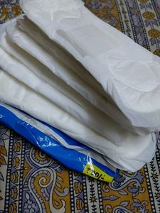Paree Sanitary Pads 10 quantity