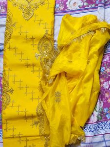 Yellow Embroidered Salwar Kameez
