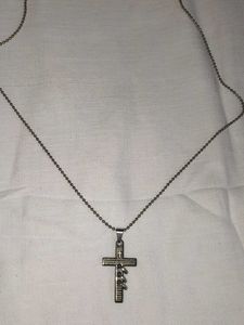 Men's Cross Pendant Necklace
