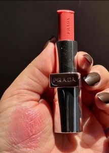 Prada Light Glowing Lipcolor U016 Rose