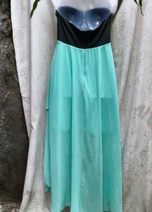 Chic Two-Tone Dress