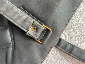 Grey tote bag