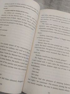 Shatter Me - Tahereh Mafi