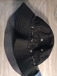 2 Bucket Hats - Denim &amp; Black