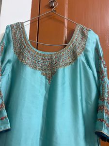 Elegant Teal Embroidered Kurta