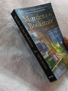 Murder at the Bookstore