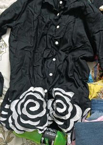 Black Kurta with Rose Embroidery Fresh